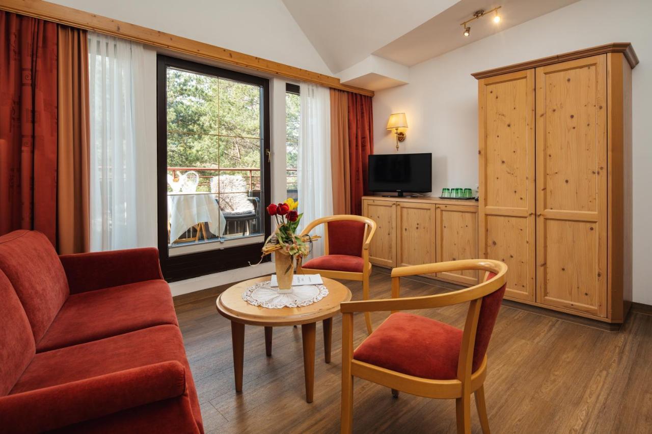 Hotel Garni Alpenruh-Micheluzzi Serfaus Luaran gambar