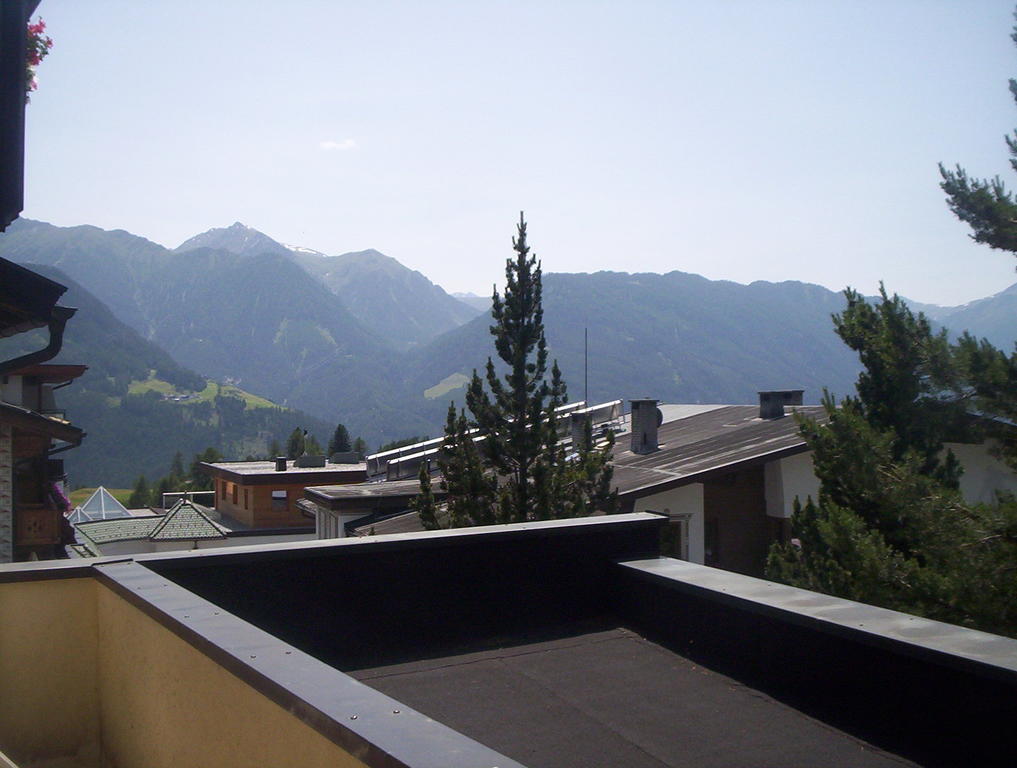 Hotel Garni Alpenruh-Micheluzzi Serfaus Luaran gambar